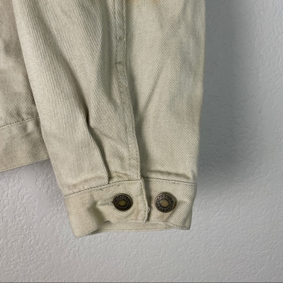 Cabelas Denim Jacket Distressed Womans Size XL - Picture 2 of 9